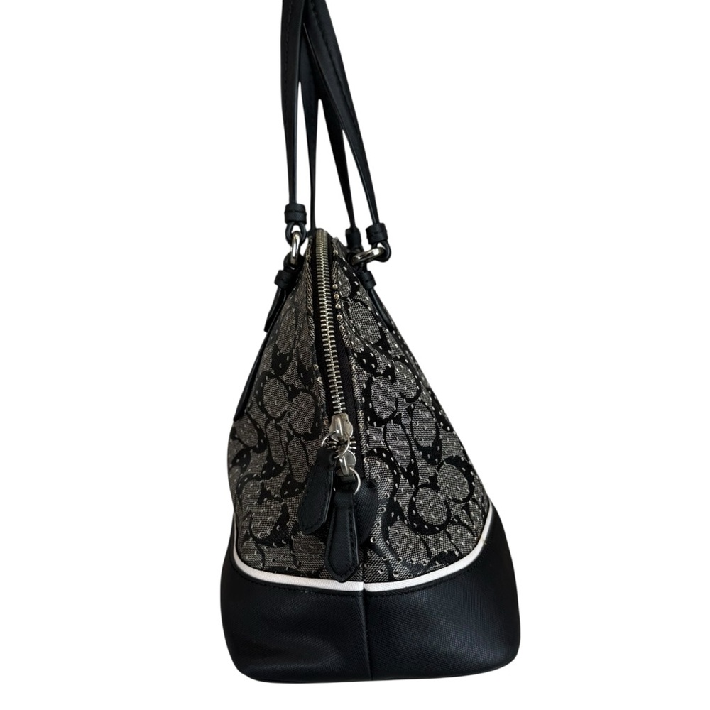 Coach Peyton Signature Shoulder Bag - Picture 5 of 7